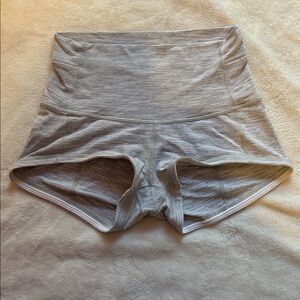 Lululemon Wunder Short 2”